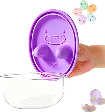 2-in-1 No-Mess Snack Container